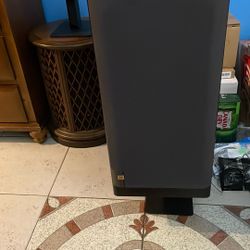 “” LOOK HERE “” JBL LX600  JBL- LX600. Beautifully Well Kept