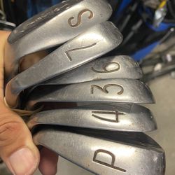 Set of 6 Olimar golf clubs