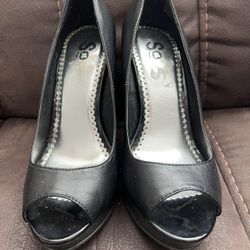 Ladies Opened Toed High Heel Leather Soles Size 7
