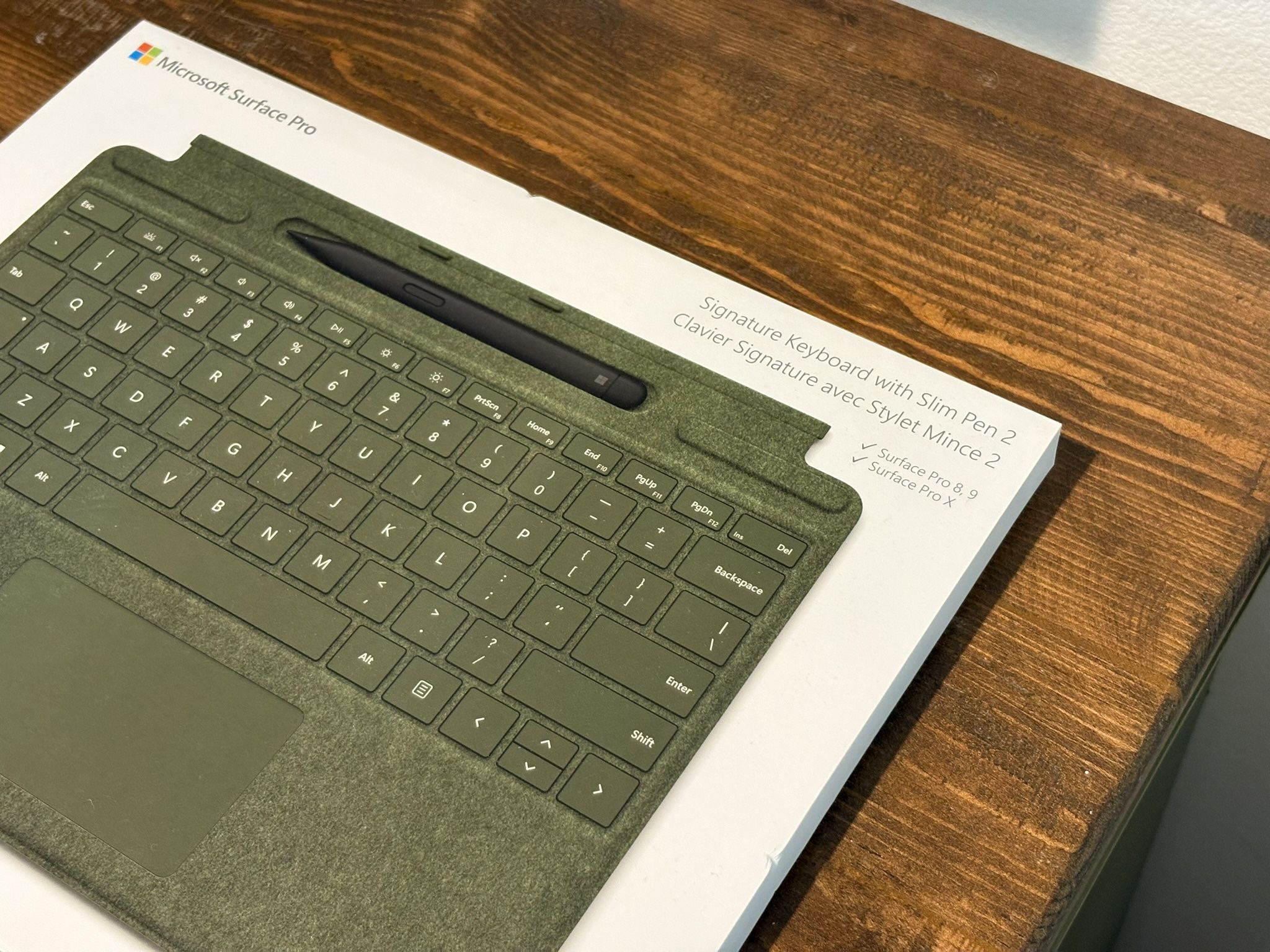 Microsoft Surface Pro Signature Keyboard with Slim Pen 2 Bundle, Forest Color Keyboard