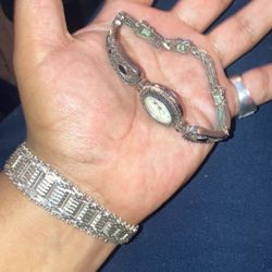 WOMEN WATCH