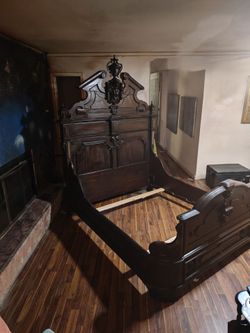 Authentic Thomas Brooks beds circa 1868