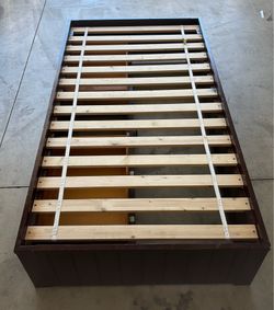 Solid Wood Twin Size Daybed from Pottery Barn
