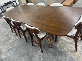 Extendable Dining Table