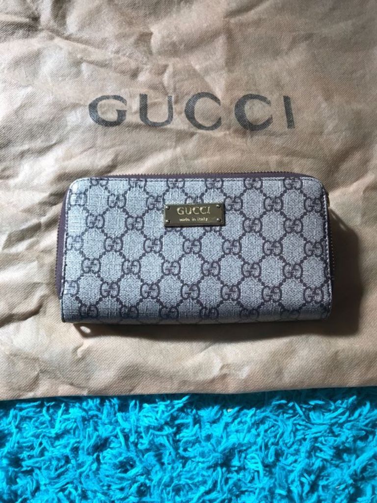 Gucci wallet