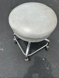Chair With Casters