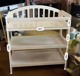 Baby changing table
