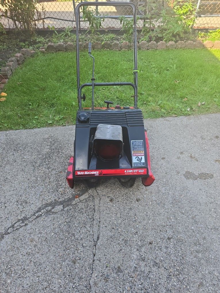 Snowblower Yard Machine