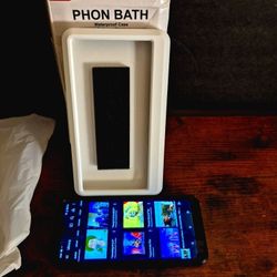 Waterproof Phone Holder White Shower Wall Mount Case IPX8 Touchscreen