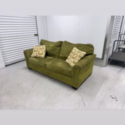 Comfy Green Sofa Couch 