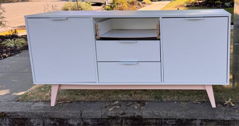 FREE: Credenza dresser furniture