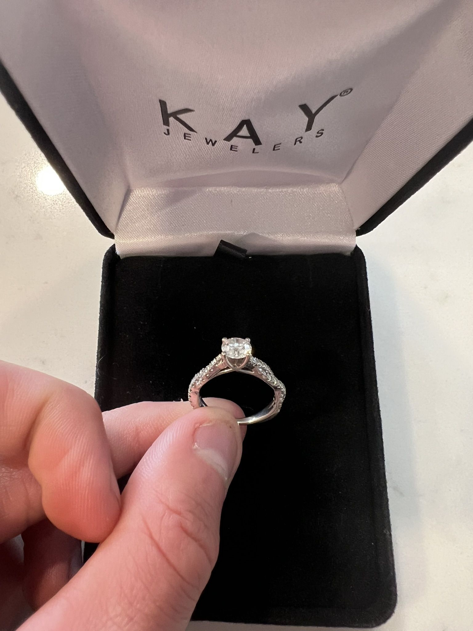Diamond ring