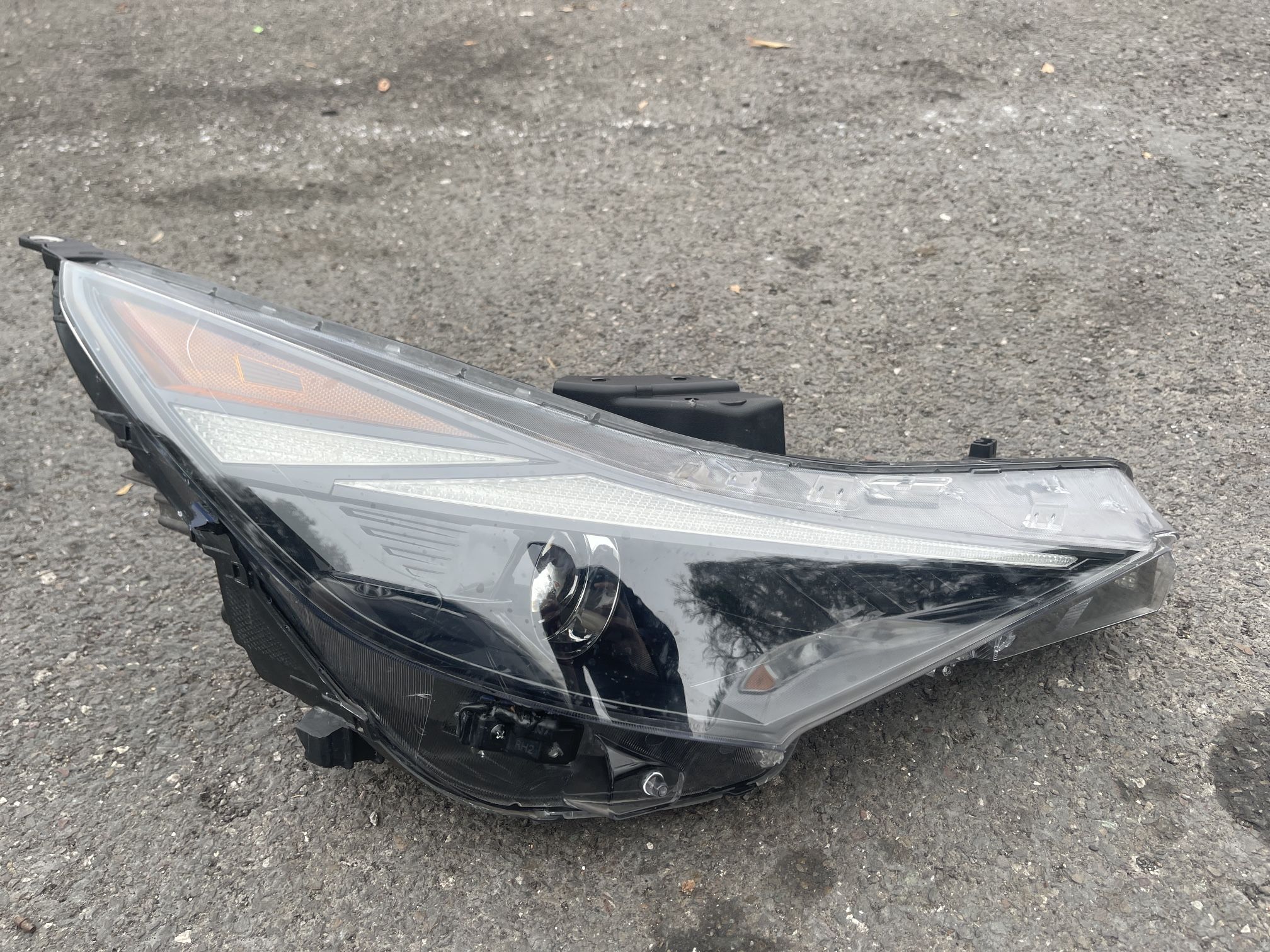 2021-2022-2023 Elantra Headlight Passanger Side
