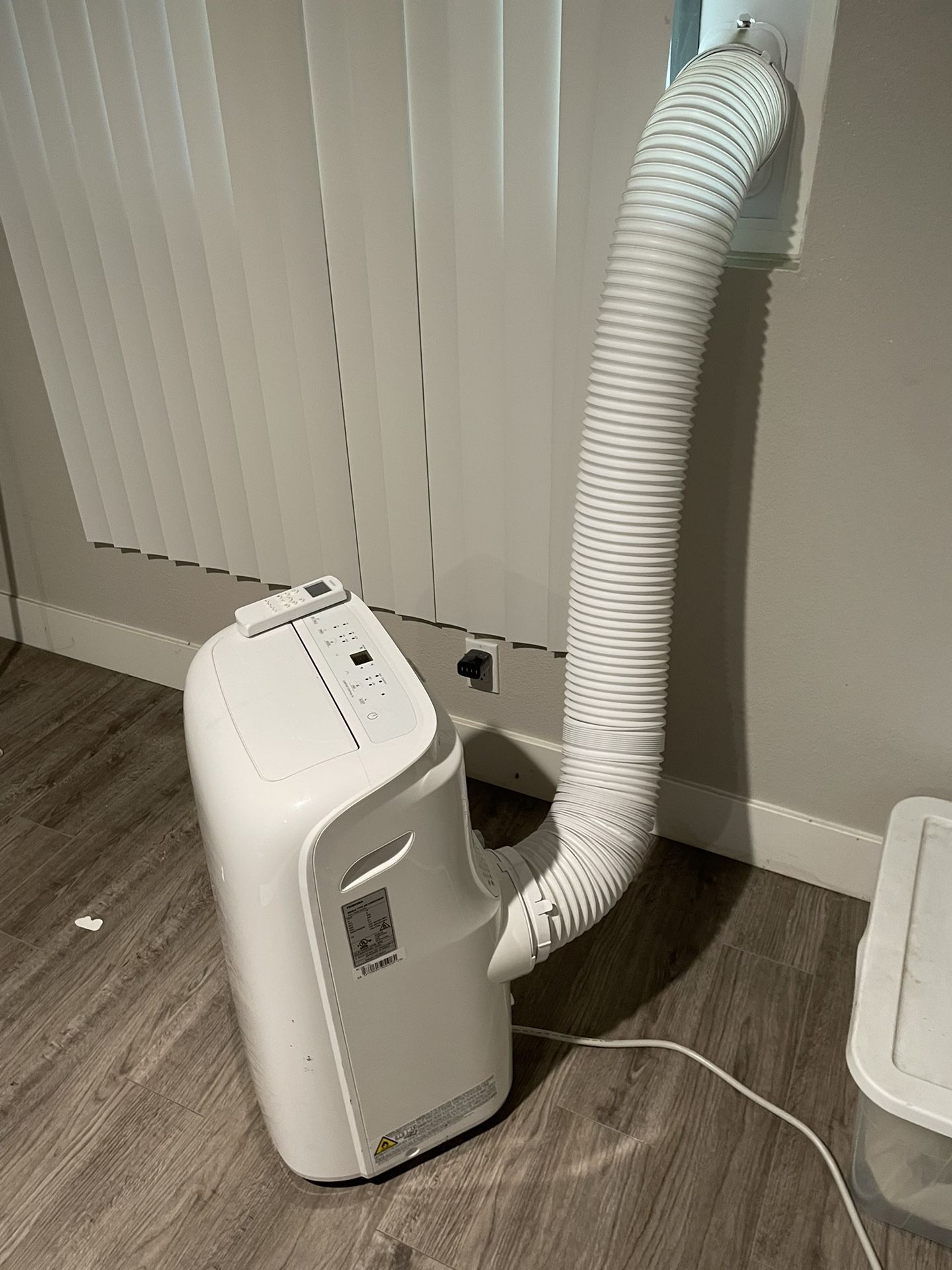Toshiba Portable Air Conditioner Ac