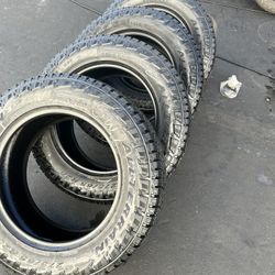 Set Of 4 Pirelli Scorpion 275 65 20”