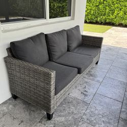 OVIOS 5-Piece Outdoor Wicker Patio Conversation Set - Grey