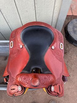 Royal King Western Saddle