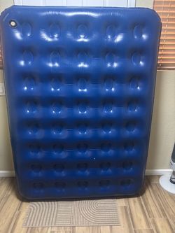 Full size air mattress