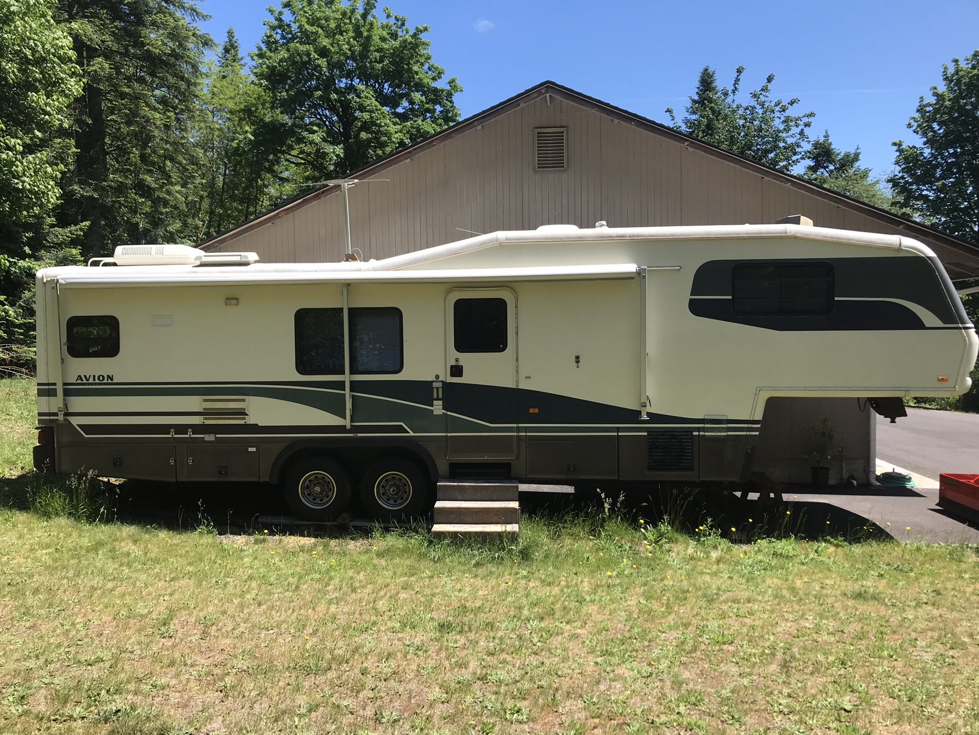 1994 Fleetwood Avion