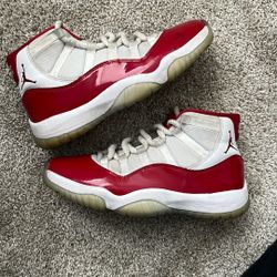 Jordan 11 Cherry 8.5