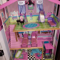 Dolls House 