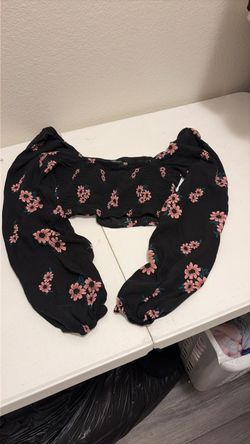 Black Floral Long Sleeve Crop Top