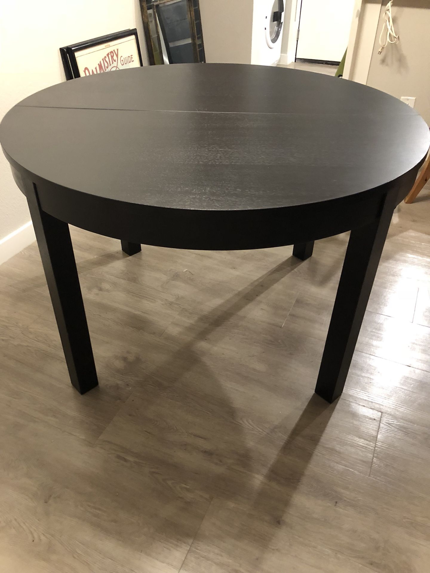 IKEA Bjursta extendable table