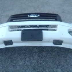 2007-2014 Ford Expedition Front Bumper With All The Accessories Oem 