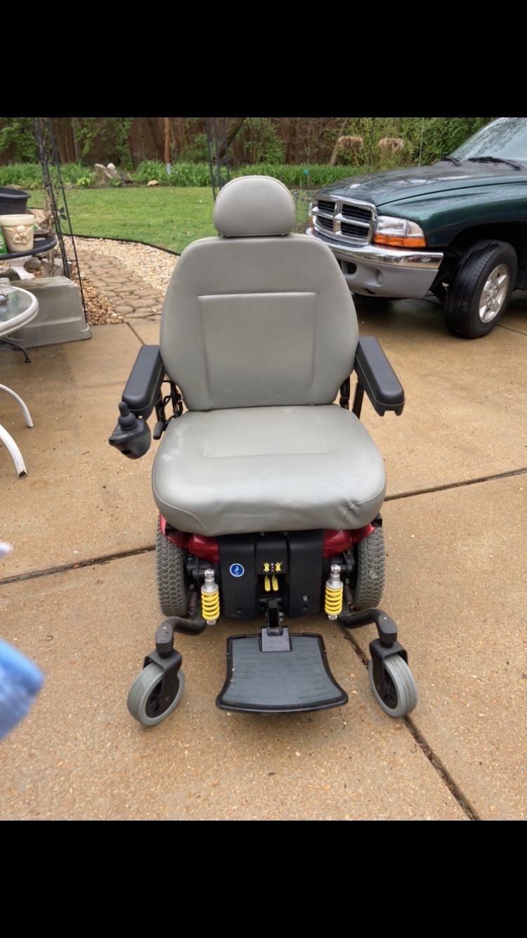 Jazzy 614 Power Wherlchair NEW