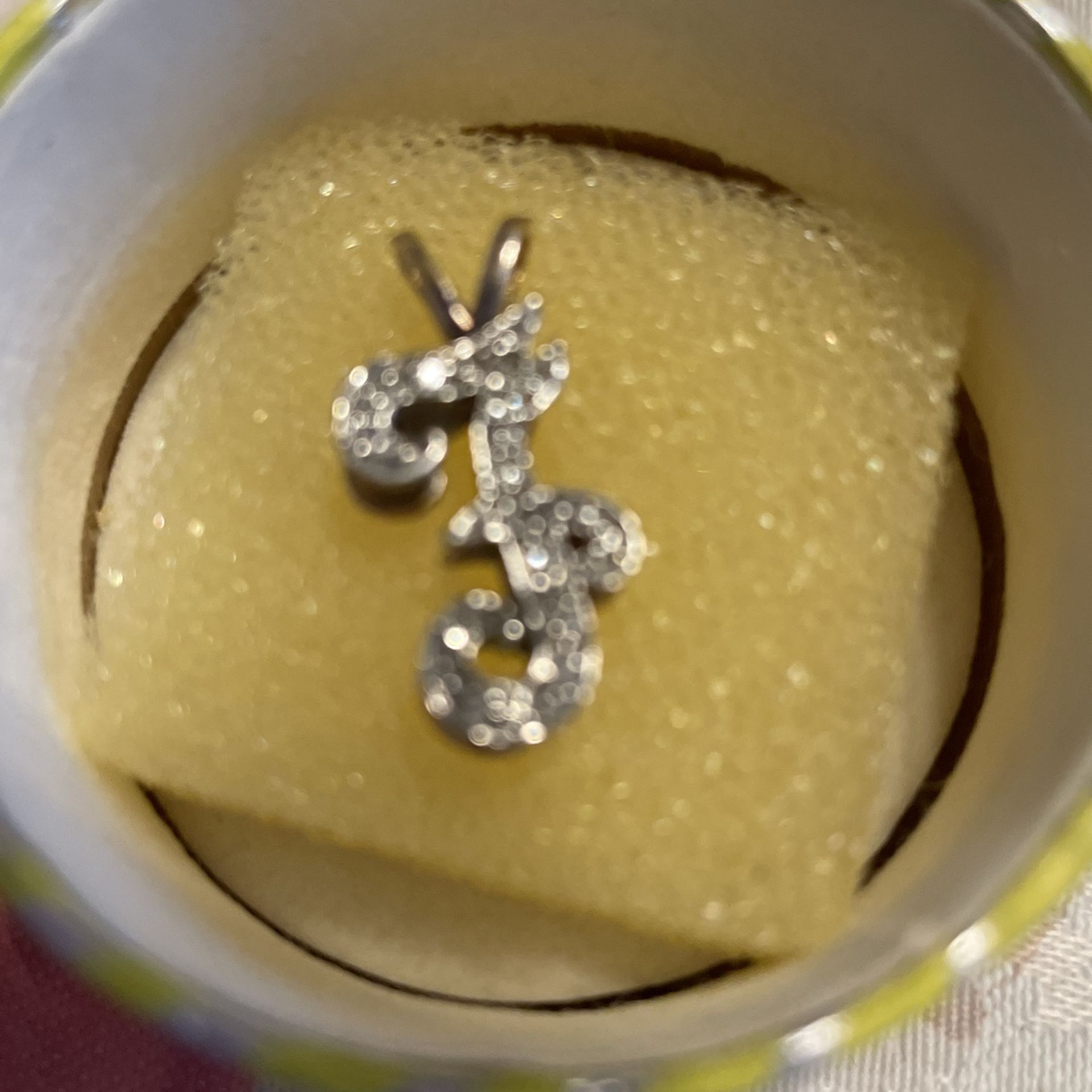 Diamond Gold Initial F No Chain