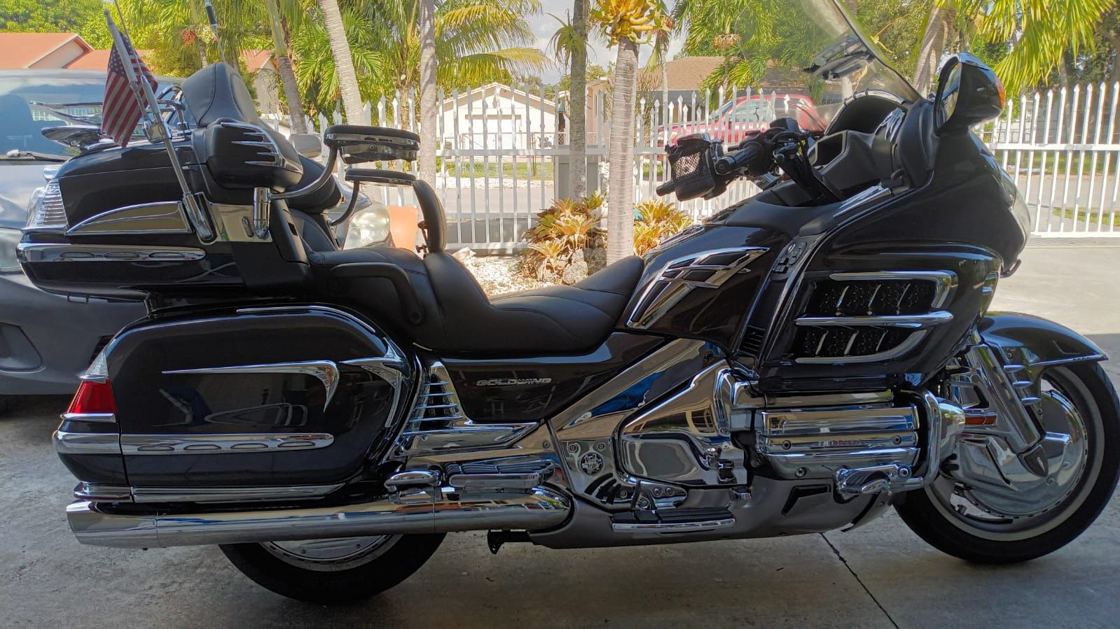 2010 Honda Goldwin - $11,900