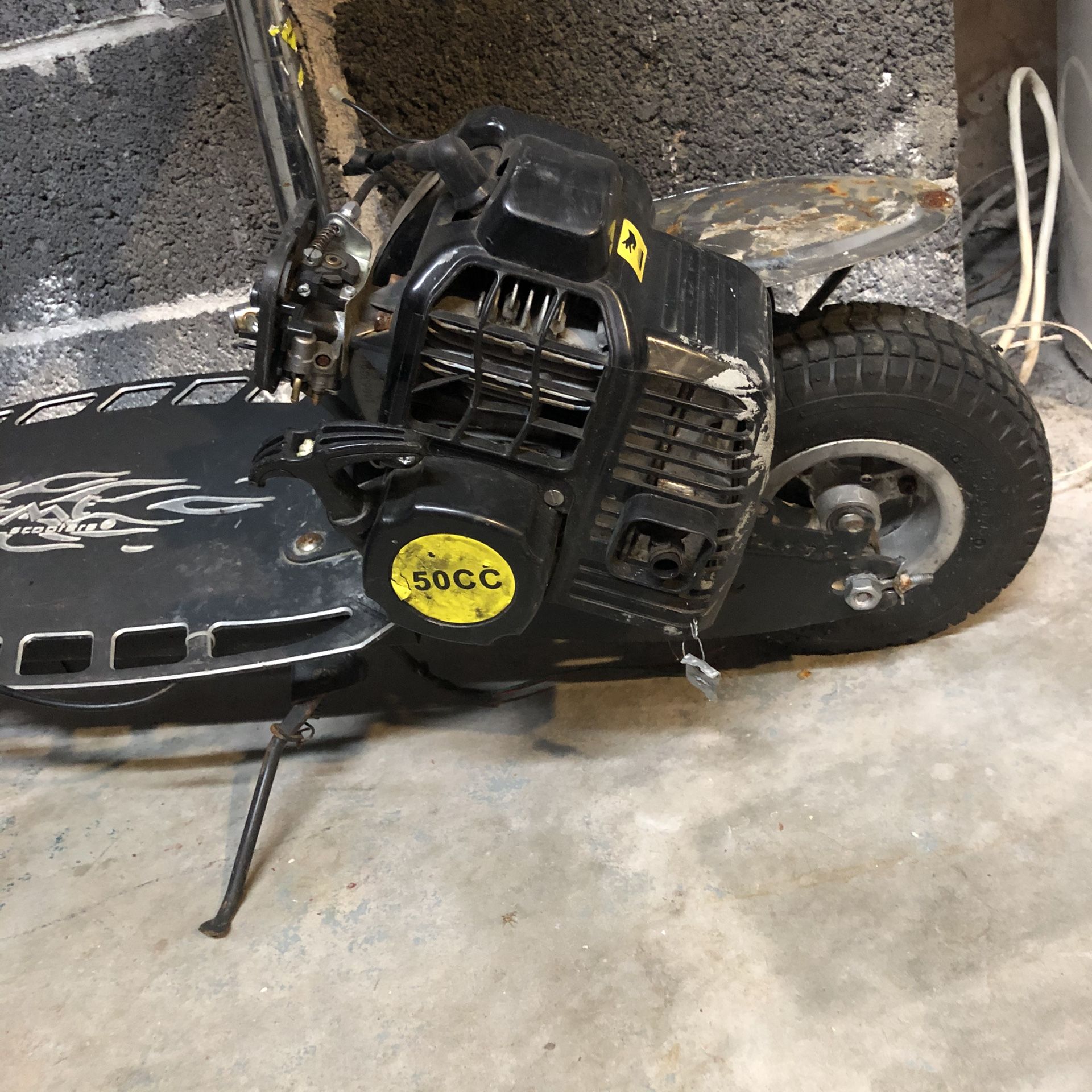 X Treme XG550 49cc gas scooter for Sale in WA OfferUp