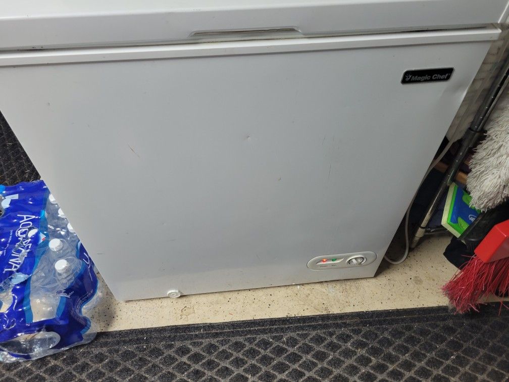 Magic Chef Manual Freezer