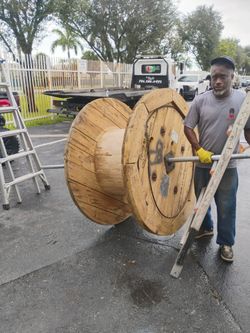 Wood Reels