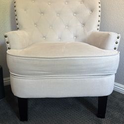 Upholstered Chair 