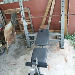 Weight Bench 