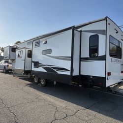 2019 Heartland RVs Bighorn Traveler Series M-39MB