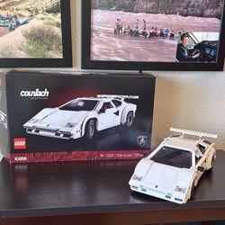 Lego Icons Lamborghini Countach 5,000 Quattrovalvole 