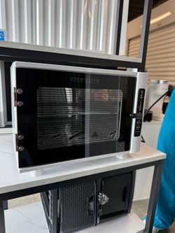 Professional UV Salon Tool Sanitizer Cabinet