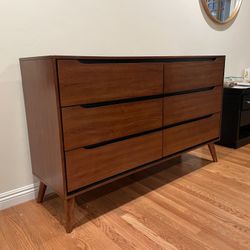 New Mid Century Solid Oak / Oak Veneer. 58x17x35H. Free Delivery!