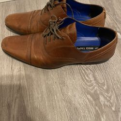 Men Shoes Size 9
