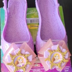 Disney  Princess  Shoes Size 9_10 Small
