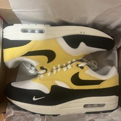  SIZE 10.5 MEN - Nike Air Max 1 '87 Textile Saturn Gold Black 