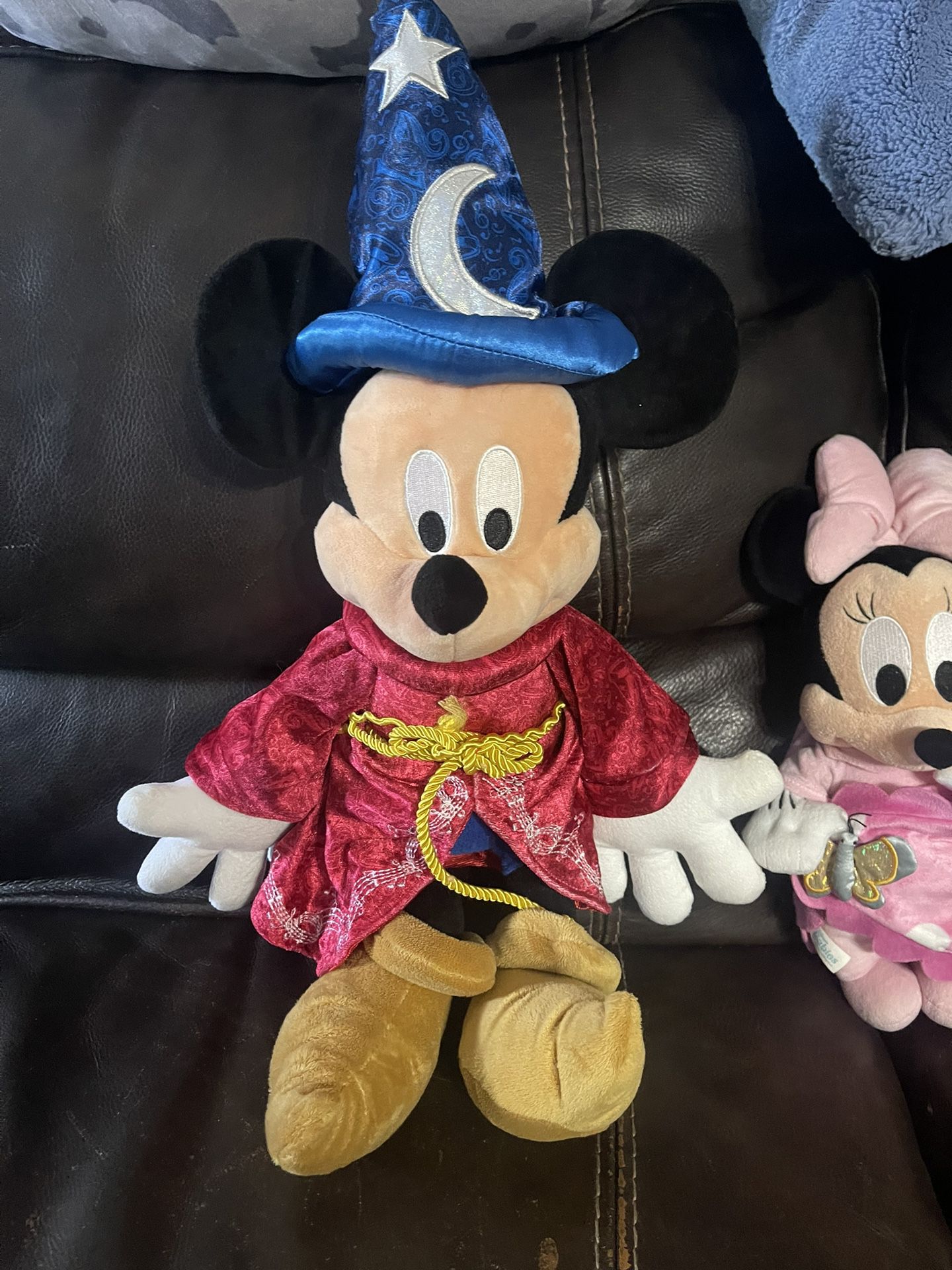 Mickey And Minnie Plushies 