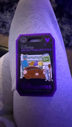 Ratatouille Remy LE Artist collection pin