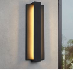 Outdoor Wall Light