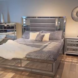 Glass Luxury Bedroom Set , Mirror Nightstands ,mir