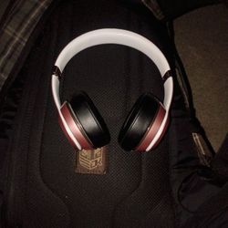  Beats Headphones