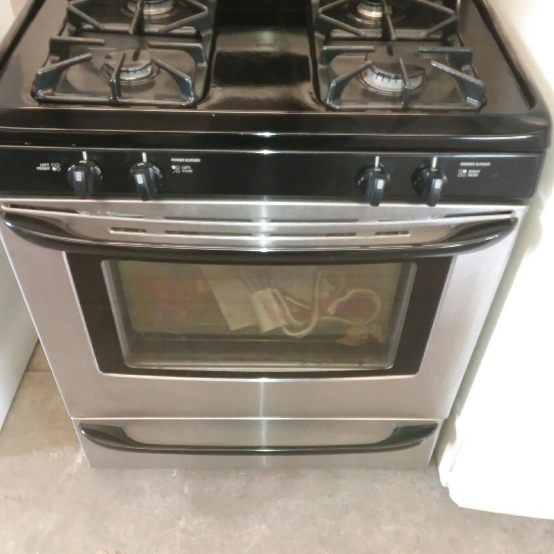 2 YR OLD KENMORE SELF CLEAN OVEN GAS W WARMING DRAWER