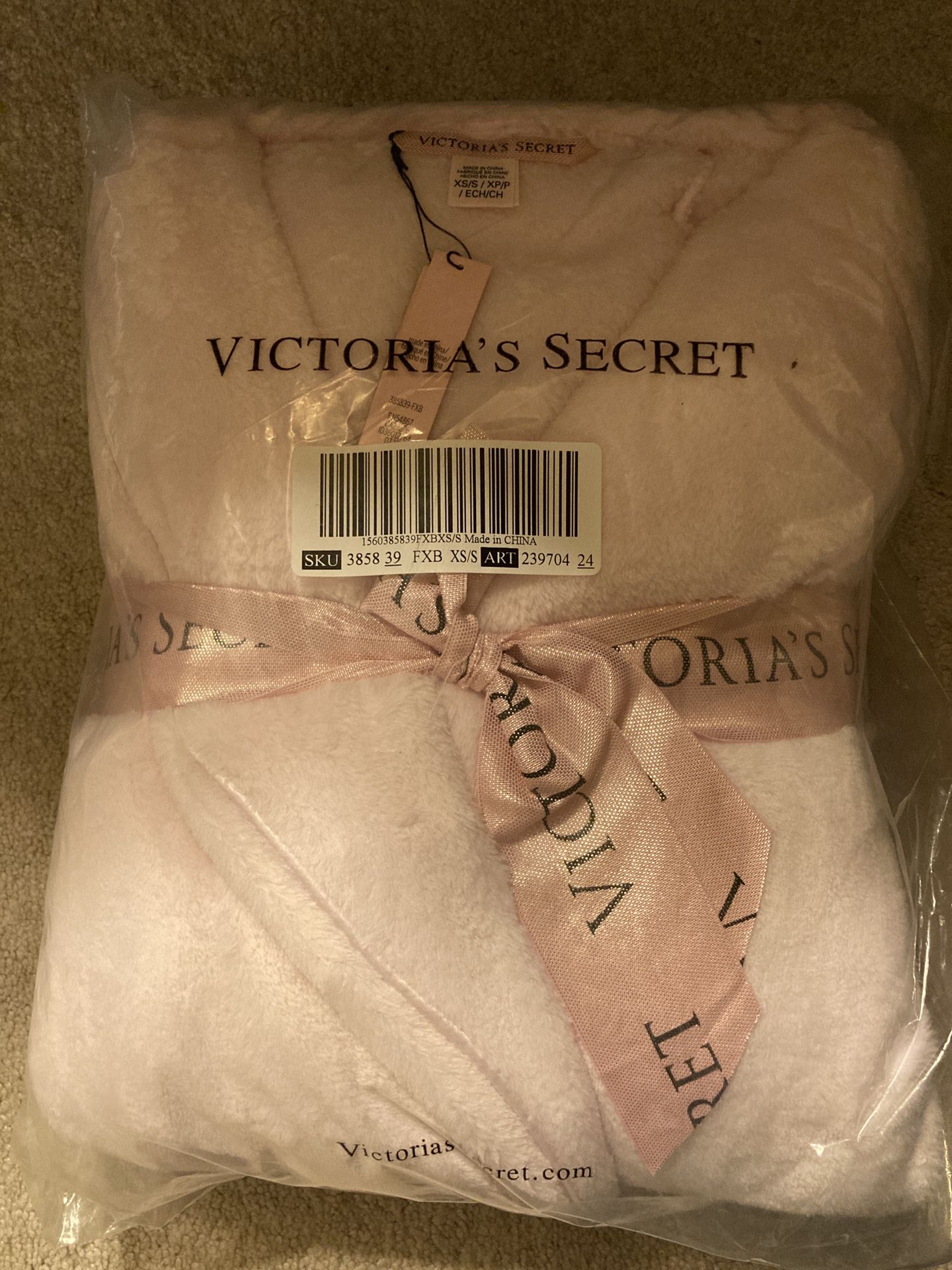 Victoria’s Secret Cozy Robe XS